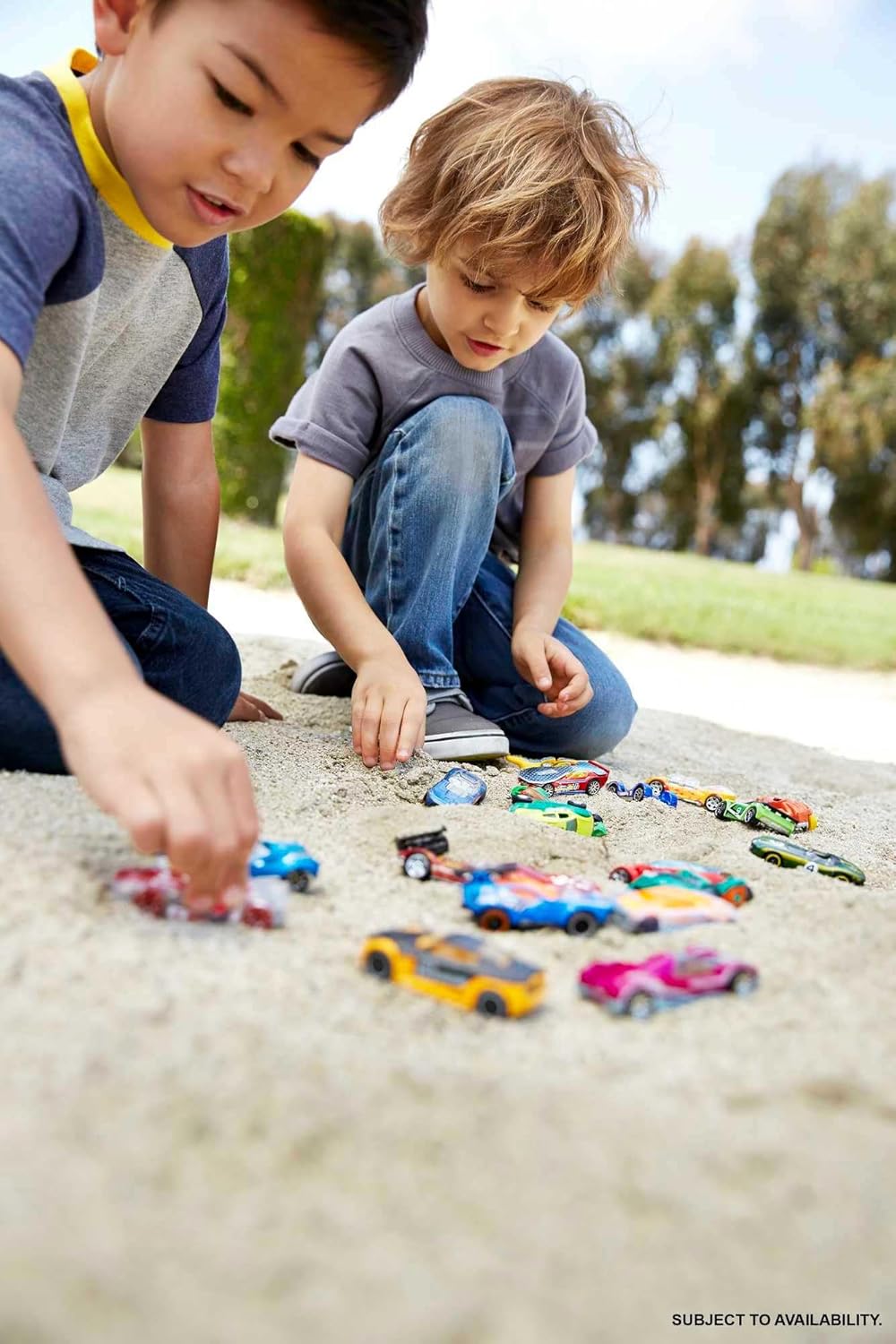 Hot Wheels Toy Cars & Trucks 20-Pack, Set of 20 1:64 Scale Vehicles for Play or Display, Instant Collection