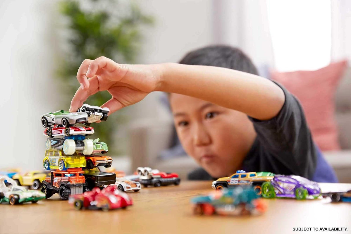 Hot Wheels Toy Cars & Trucks 20-Pack, Set of 20 1:64 Scale Vehicles for Play or Display, Instant Collection